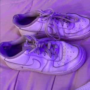 Heel worn air force ones